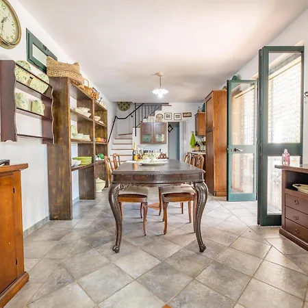 Corallo Villa Castelli