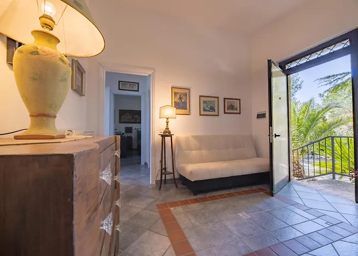 Corallo Villa Castelli